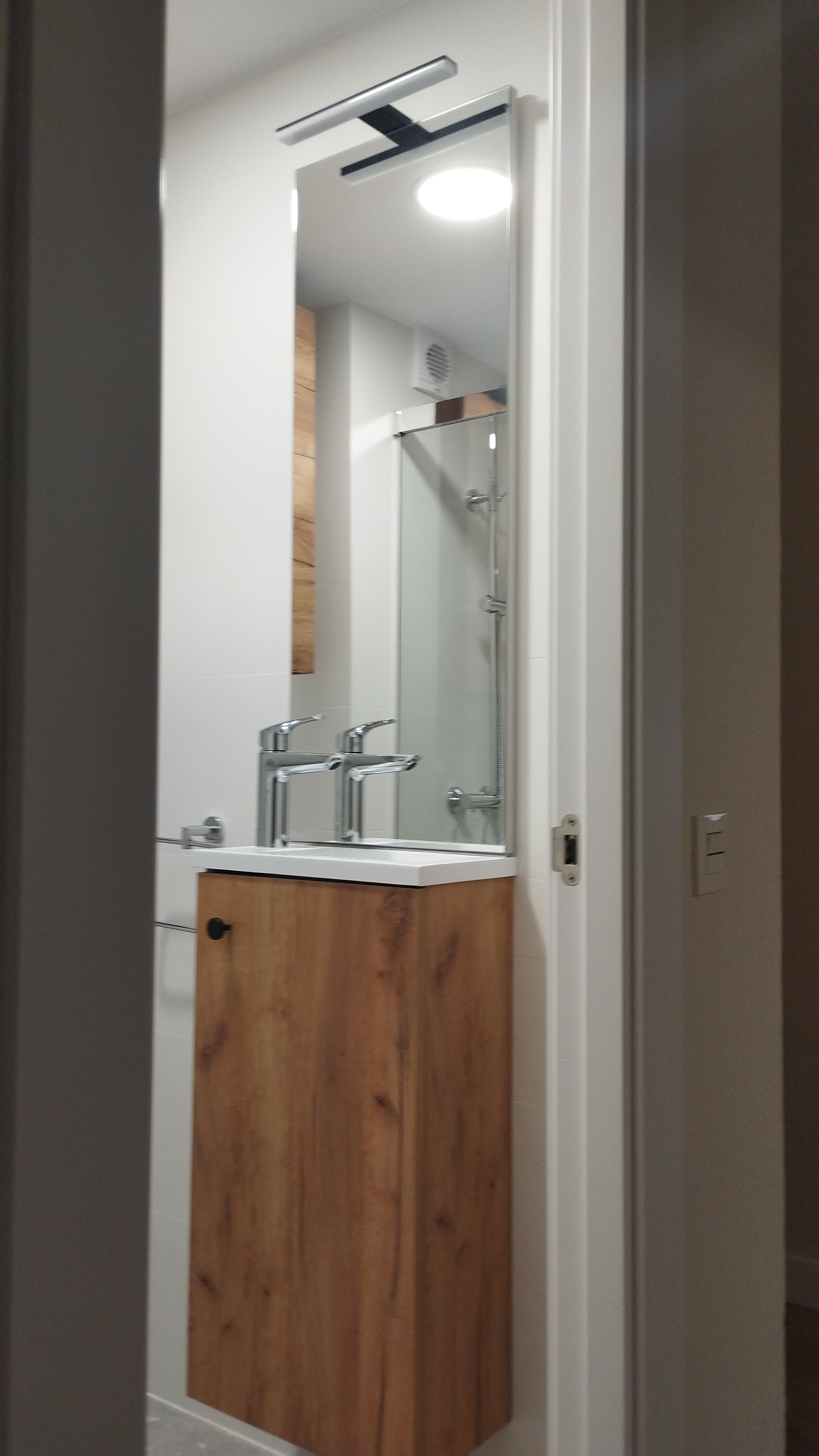 Baño pequeño reformado